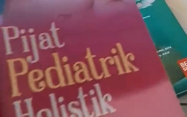 Pijat Bayi Boleh Asal Ilmunya Harus Benar